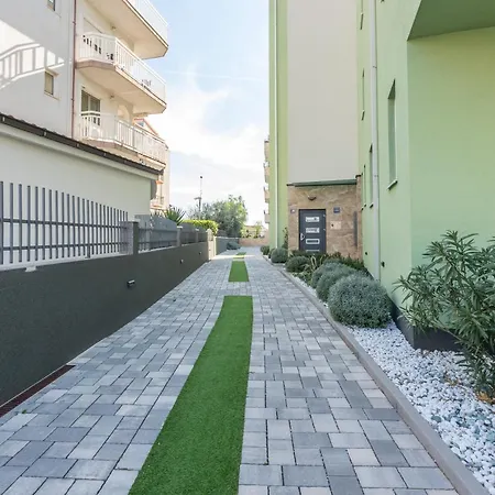 Apartman Lukiana*** Apartamento Split