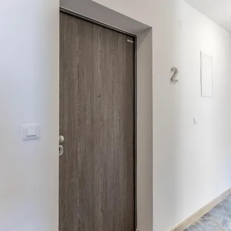 Apartman Apartman Lukiana*** *