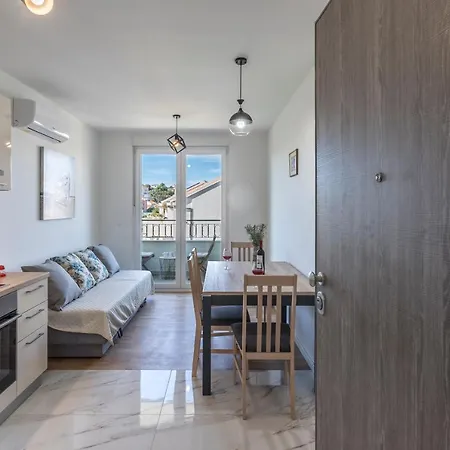 Apartman Lukiana*** Apartman