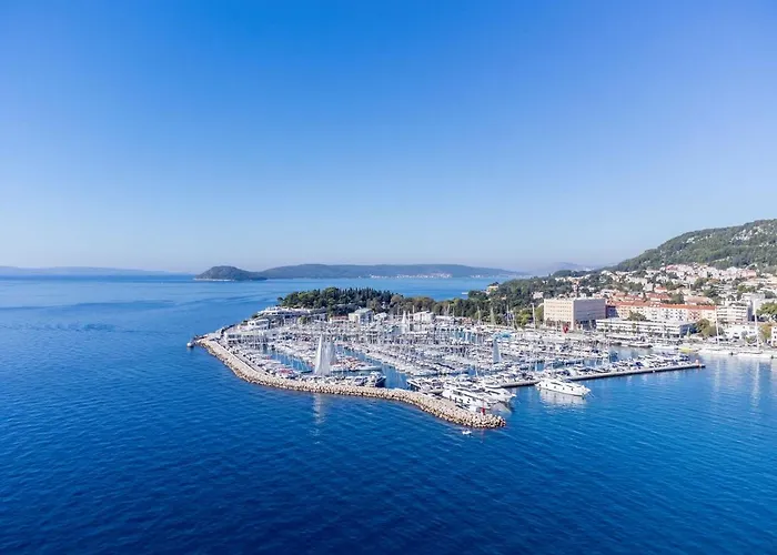 Apartman Lukiana*** * Split