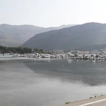 Apartman Lukiana*** Daire Split