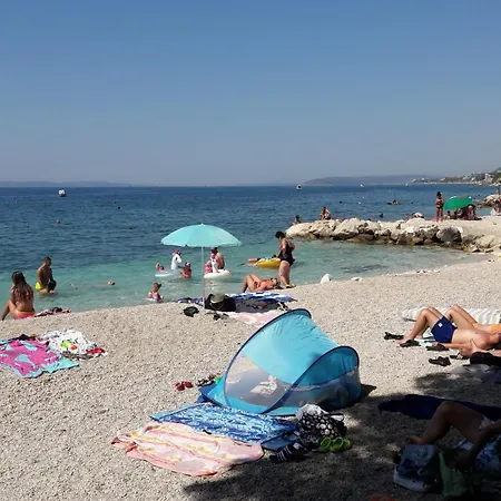 Apartman Lukiana*** *