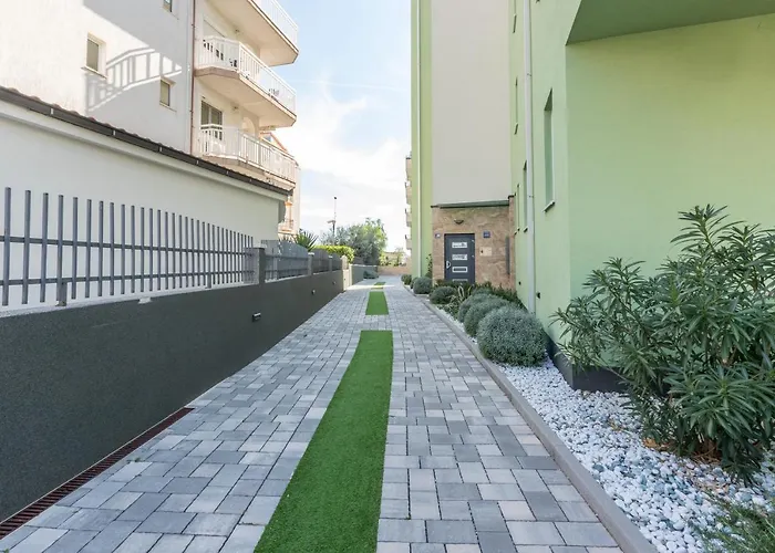 Apartman Lukiana*** דירה ספליט